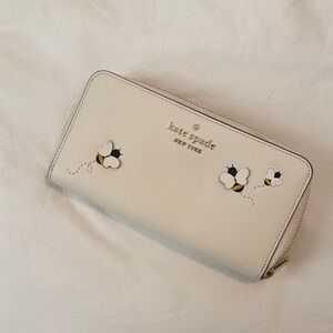 Kate Spade White Bee Zip Wallet